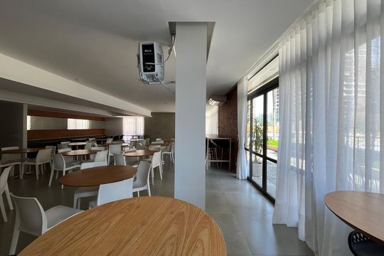 Área comum - Salão de festas de apartamento para alugar com 2 quartos, 80m² em Barra da Tijuca, Rio de Janeiro