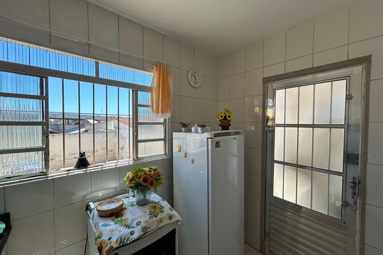 Casa à venda com 2 quartos, 250m² em Parque Recreio, Contagem