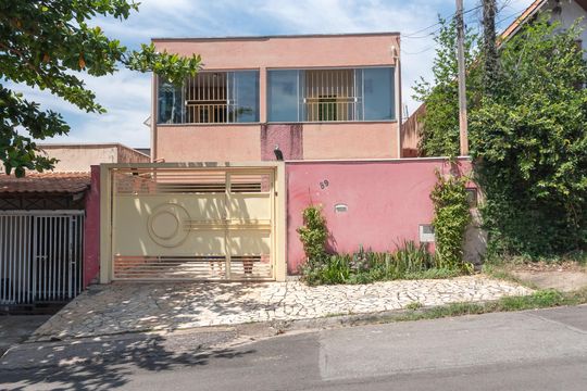 Fachada de casa à venda com 3 quartos, 180m² em Parque Residencial Vila União, Campinas
