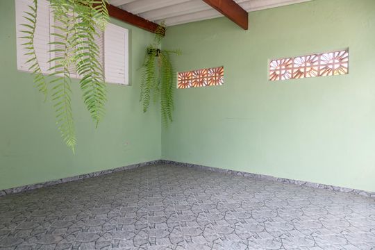 Garagem de casa para alugar com 2 quartos, 75m² em Jardim Rosana, Guarulhos