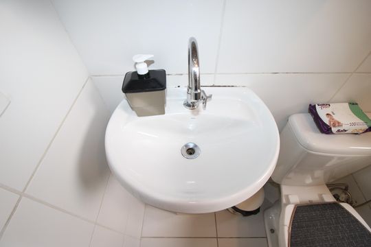 Banheiro de apartamento à venda com 2 quartos, 41m² em Colônia (zona Leste), São Paulo