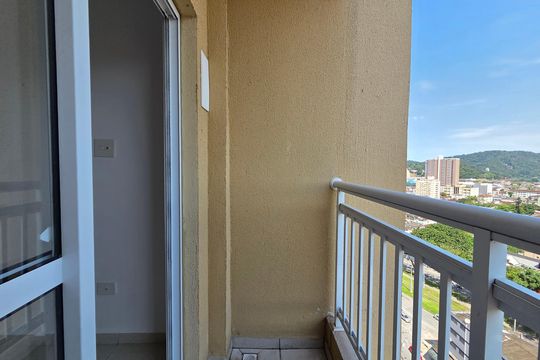 Varanda de apartamento para alugar com 2 quartos, 46m² em Parque Sao Vicente, São Vicente