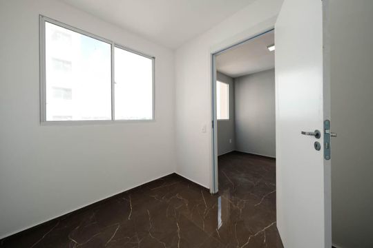 Quarto 1 de apartamento para alugar com 2 quartos, 33m² em Vila Silvia, São Paulo