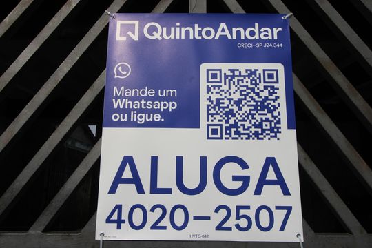 Placa de casa para alugar com 3 quartos, 300m² em Jardim Camargo Novo, São Paulo