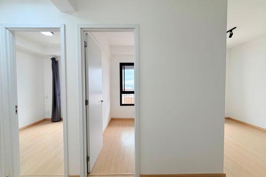 Sala de apartamento para alugar com 2 quartos, 45m² em Santo Amaro, São Paulo