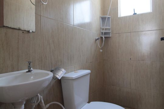 Banheiro Social de apartamento para alugar com 2 quartos, 40m² em Heliópolis, Belo Horizonte