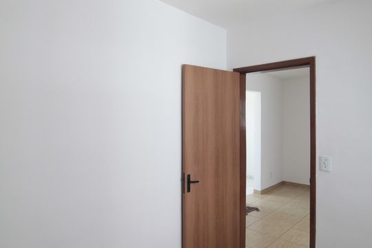 Quarto 1 de apartamento para alugar com 2 quartos, 40m² em Heliópolis, Belo Horizonte