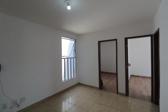 Sala de apartamento para alugar com 2 quartos, 40m² em Heliópolis, Belo Horizonte