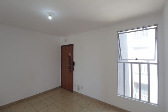 Apartamento para alugar com 2 quartos, 40m² em Heliópolis, Belo Horizonte