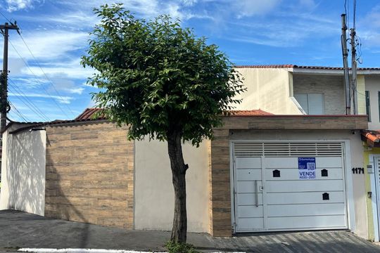Fachada de casa à venda com 2 quartos, 90m² em Jardim Brasilandia, São Bernardo do Campo