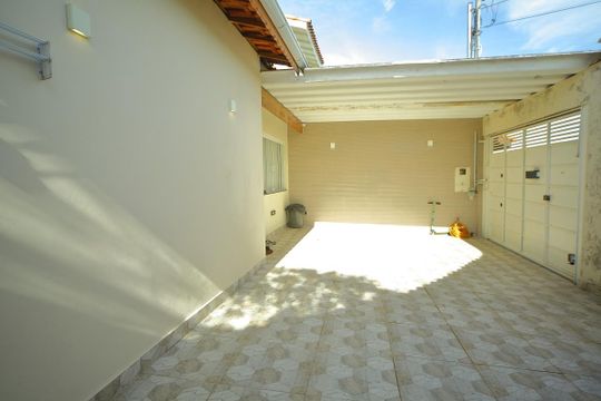 Garagem  de casa à venda com 2 quartos, 90m² em Jardim Brasilandia, São Bernardo do Campo