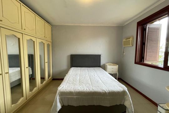 Casa à venda com 3 quartos, 318m² em Jardim America, São Leopoldo