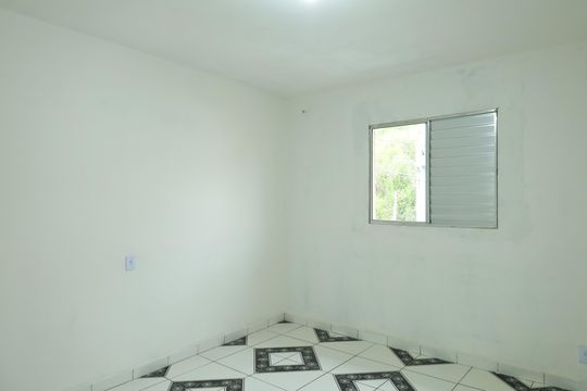 Quarto de casa para alugar com 1 quarto, 40m² em Jardim Marilu, São Paulo