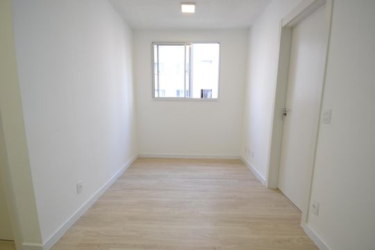 Sala de apartamento para alugar com 2 quartos, 33m² em Vila Lobos, São Paulo