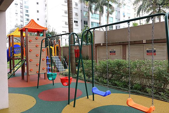 Apartamento à venda com 2 quartos, 67m² em Passo D’areia, Porto Alegre