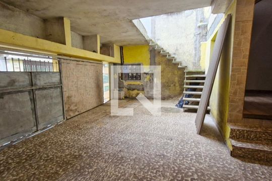 Casa à venda com 7 quartos, 320m² em Jardim Nizia, São Paulo