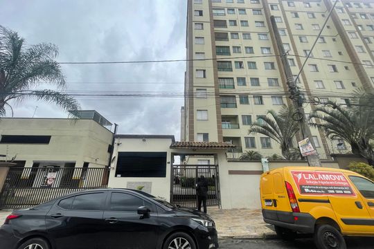 Fachada de apartamento à venda com 2 quartos, 55m² em Jardim Santa Teresinha, São Paulo