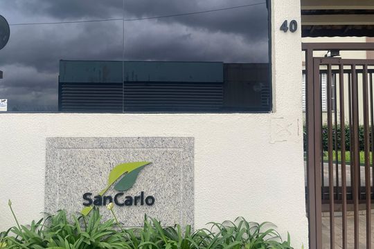 Fachada de apartamento à venda com 2 quartos, 55m² em Jardim Santa Teresinha, São Paulo
