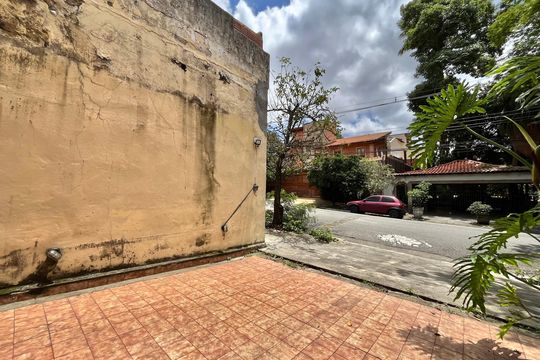 Garagem de casa à venda com 3 quartos, 123m² em Vila da Saúde, São Paulo