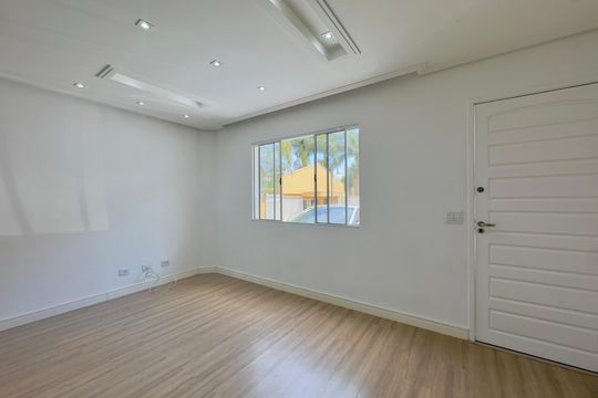 Sala de casa de condomínio à venda com 3 quartos, 81m² em Centro, Guarulhos