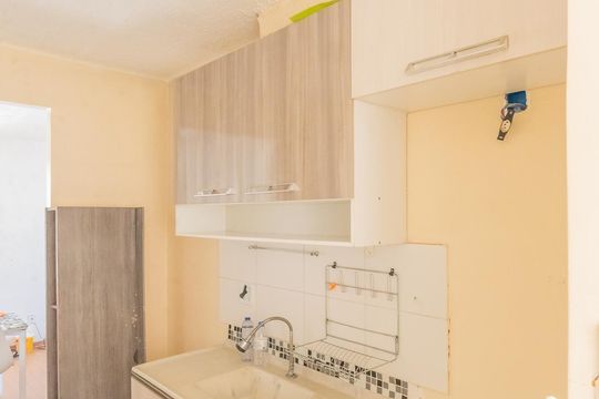 Cozinha de apartamento à venda com 2 quartos, 47m² em Sirus, Campinas