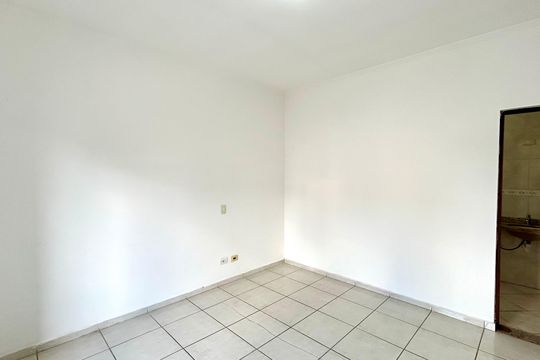 Quarto 1 de casa para alugar com 5 quartos, 400m² em Macedo, Guarulhos