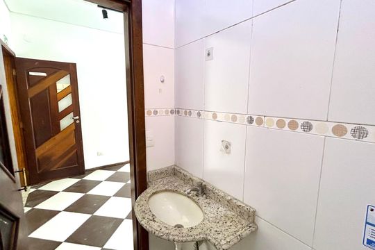 Banheiro 3 de casa para alugar com 5 quartos, 400m² em Macedo, Guarulhos