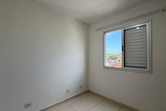 Apartamento para alugar com 2 quartos, 58m² em Parque Jose Alex Andre, Carapicuíba