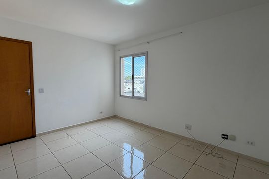 Apartamento para alugar com 2 quartos, 58m² em Parque Jose Alex Andre, Carapicuíba