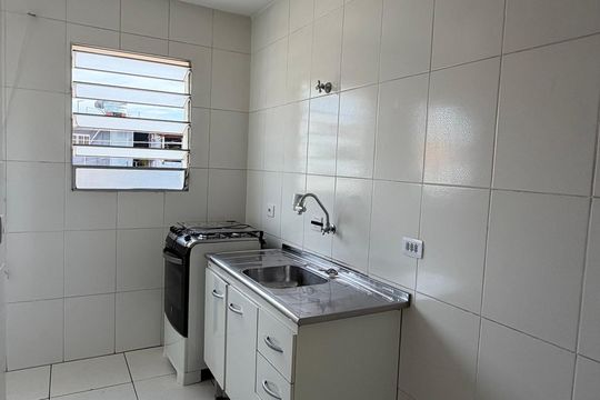 Apartamento para alugar com 2 quartos, 58m² em Parque Jose Alex Andre, Carapicuíba