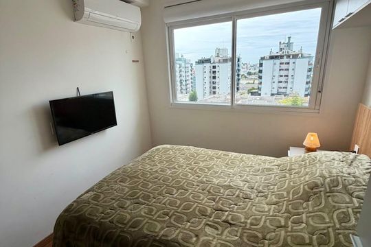 Quarto 1 de apartamento à venda com 2 quartos, 55m² em Passo d’Areia, Porto Alegre