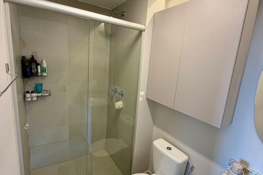 Banheiro 1 de apartamento à venda com 2 quartos, 55m² em Passo d’Areia, Porto Alegre