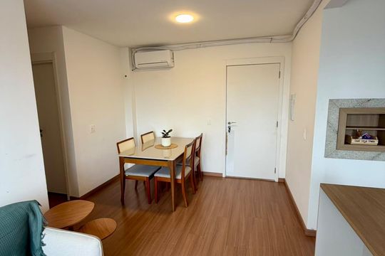 Sala de Jantar de apartamento à venda com 2 quartos, 55m² em Passo d’Areia, Porto Alegre