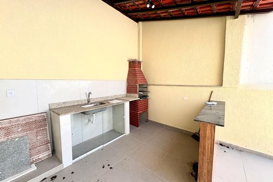 Churrasqueira de casa de condomínio para alugar com 2 quartos, 120m² em Taquara, Rio de Janeiro