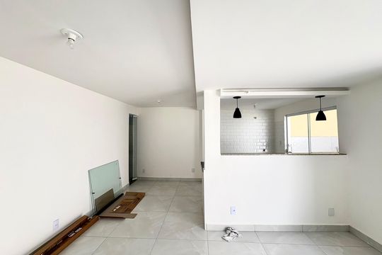 Casa de Condomínio para alugar com 2 quartos, 120m² em Taquara, Rio de Janeiro