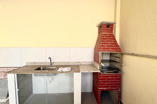 Churrasqueira de casa de condomínio para alugar com 2 quartos, 120m² em Taquara, Rio de Janeiro