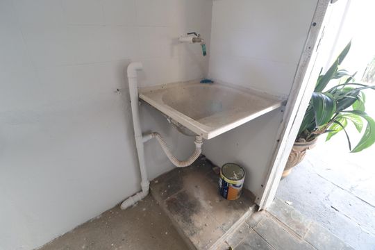 Área de Serviço de casa para alugar com 3 quartos, 100m² em Brasil, Uberlândia