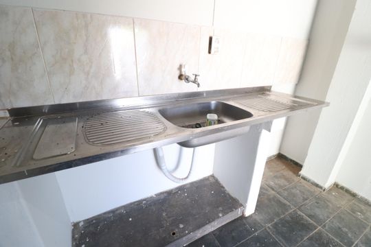 Cozinha de casa para alugar com 3 quartos, 100m² em Brasil, Uberlândia