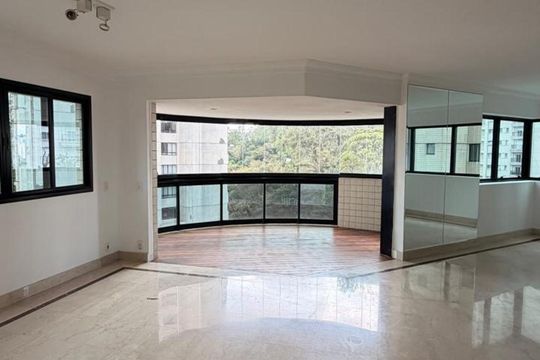 Apartamento para alugar com 4 quartos, 288m² em Paraíso do Morumbi, São Paulo