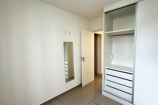 Apartamento para alugar com 1 quarto, 45m² em Vila Satúrnia, Campinas
