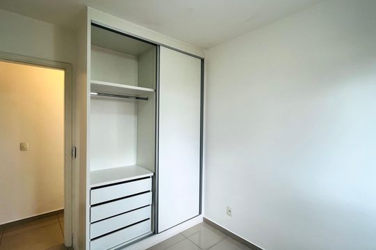 Apartamento para alugar com 1 quarto, 45m² em Vila Satúrnia, Campinas