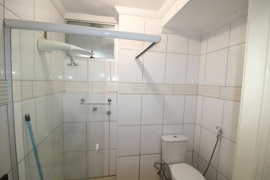 Banheiro de apartamento à venda com 2 quartos, 60m² em Limão, São Paulo