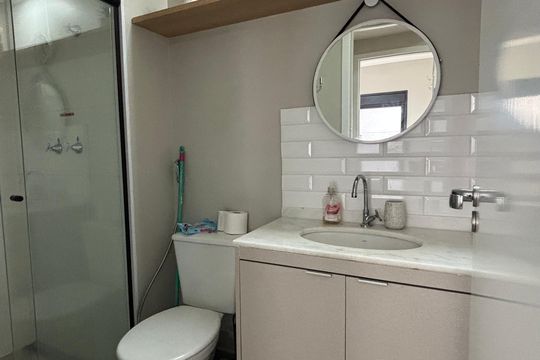 Banheiro de apartamento para alugar com 1 quarto, 29m² em Mirandópolis, São Paulo