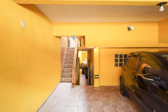 Vaga de casa para alugar com 1 quarto, 40m² em Jardim Niteroi, São Paulo