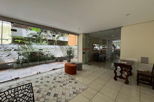 Hall de entrada de apartamento para alugar com 2 quartos, 60m² em Vila Madalena, São Paulo