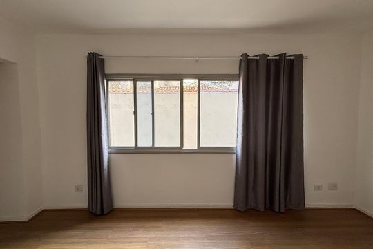 Sala de apartamento para alugar com 2 quartos, 60m² em Vila Madalena, São Paulo