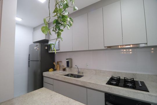 Cozinha de apartamento para alugar com 2 quartos, 62m² em Granja Marileusa, Uberlândia