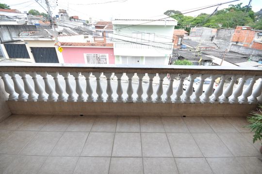 Sacada do Quarto 1 de casa à venda com 3 quartos, 250m² em Jardim Neila, São Paulo