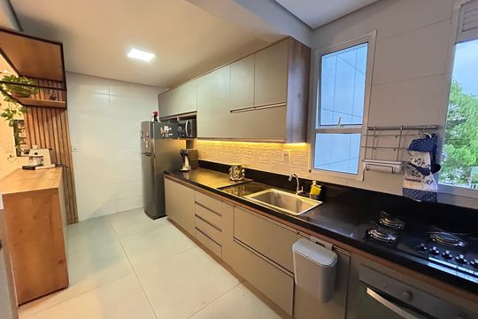 Apartamento à venda com 4 quartos, 190m² em Castelo, Belo Horizonte