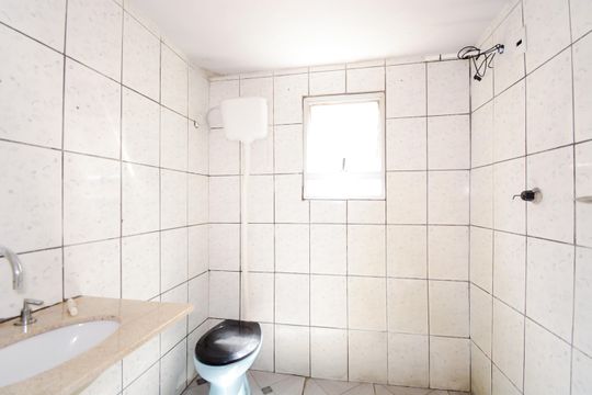 Banheiro de casa para alugar com 2 quartos, 160m² em Jardim do Triunfo, Guarulhos